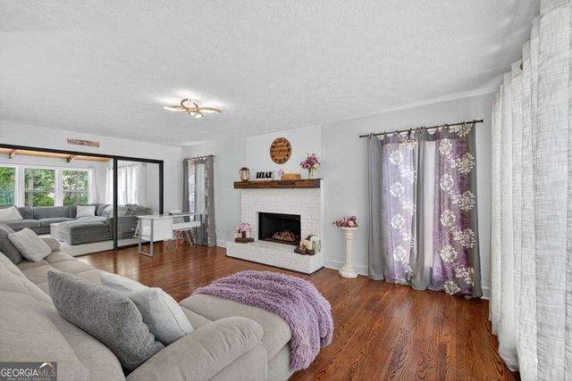 2970 Waverly Place Drive, Dacula, GA 30019