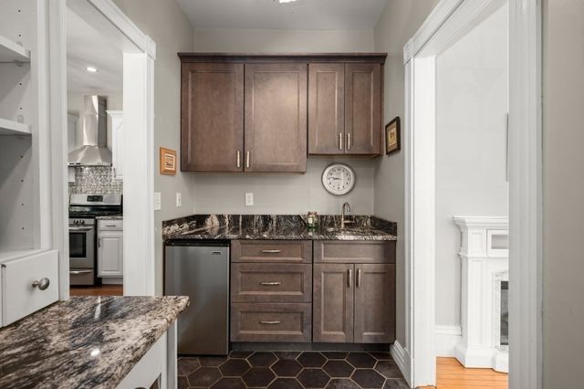 15 Perry St., Danvers, MA 01923