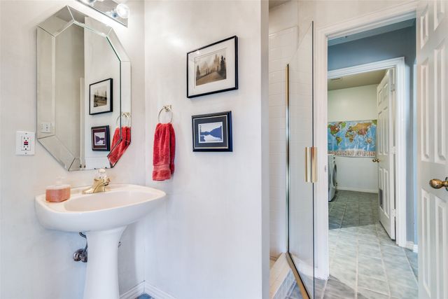 307 Chestnut Cove Circle, Southlake, TX 76092