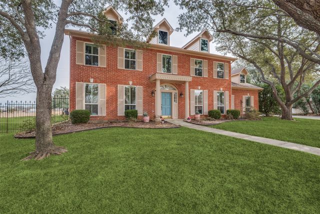 307 Chestnut Cove Circle, Southlake, TX 76092