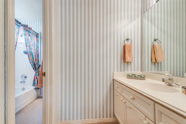 307 Chestnut Cove Circle, Southlake, TX 76092