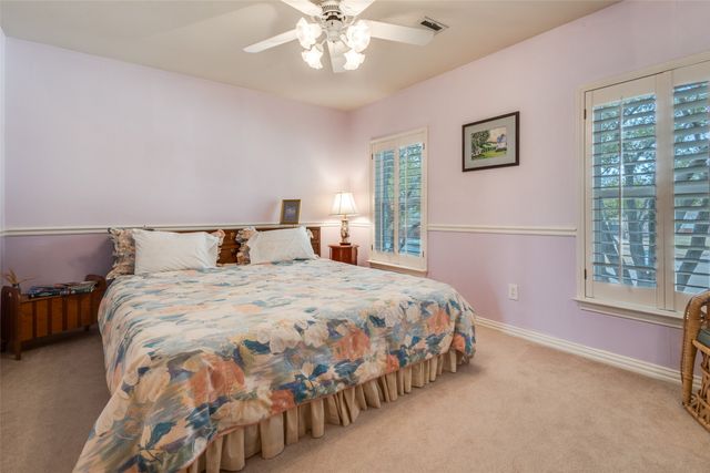 307 Chestnut Cove Circle, Southlake, TX 76092