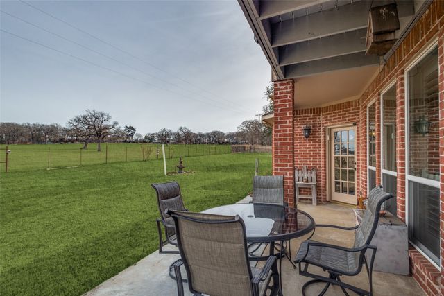 307 Chestnut Cove Circle, Southlake, TX 76092