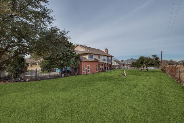 307 Chestnut Cove Circle, Southlake, TX 76092