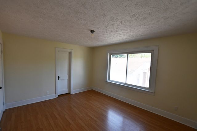 291 Main Street, Irvine, KY 40336