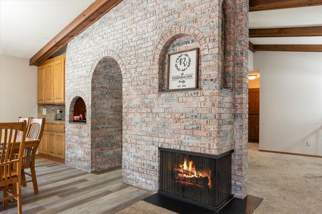 15002 University Avenue NW, Andover, MN 55304