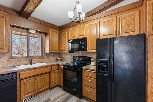 15002 University Avenue NW, Andover, MN 55304