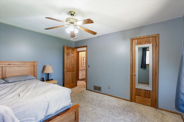 15002 University Avenue NW, Andover, MN 55304