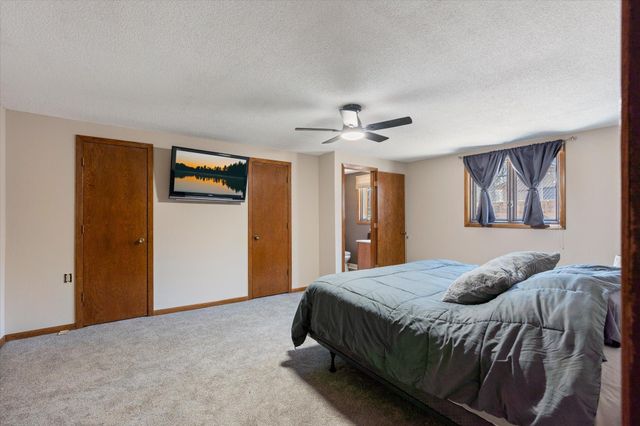 15002 University Avenue NW, Andover, MN 55304