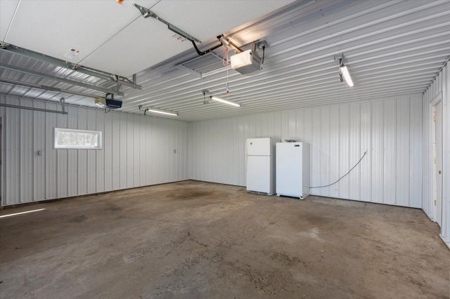 15002 University Avenue NW, Andover, MN 55304