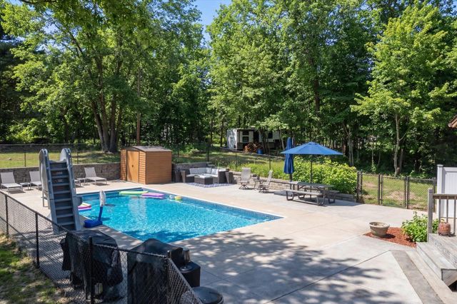 15002 University Avenue NW, Andover, MN 55304