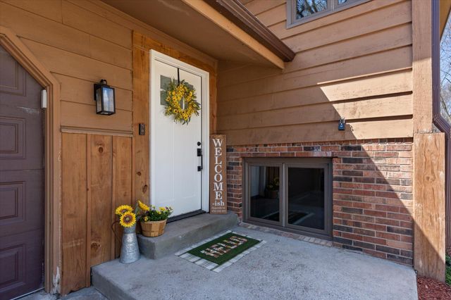 15002 University Avenue NW, Andover, MN 55304