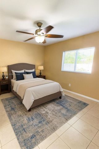 118 NE 9TH CT, Cape Coral, FL 33909