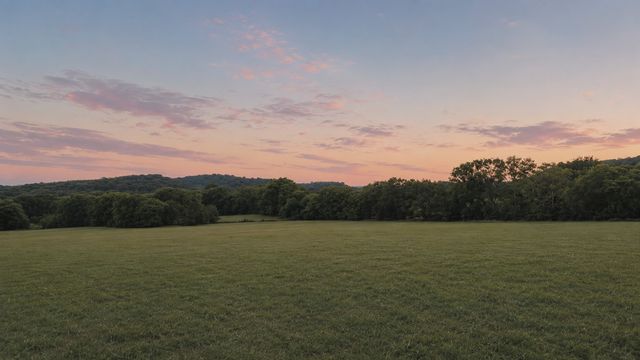 1914 Thompsons Station Rd, W, Thompsons Station, TN 37179