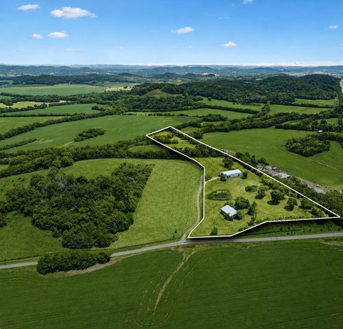 1914 Thompsons Station Rd, W, Thompsons Station, TN 37179