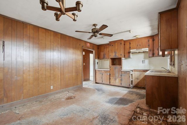 2630 Bluebird Lane, Lenoir, NC 28645