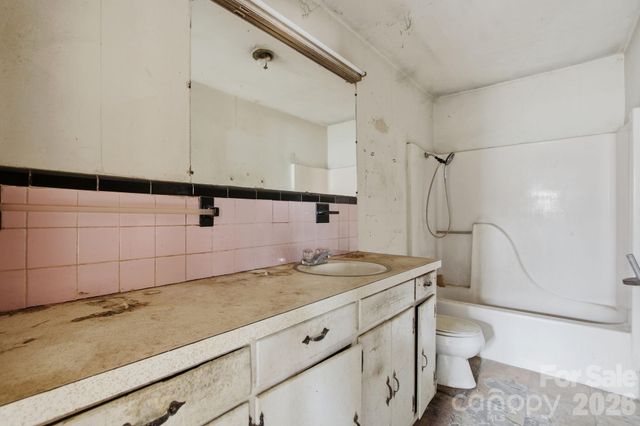 2630 Bluebird Lane, Lenoir, NC 28645