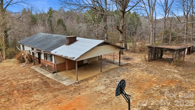 2630 Bluebird Lane, Lenoir, NC 28645