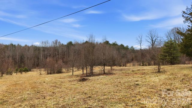 2630 Bluebird Lane, Lenoir, NC 28645