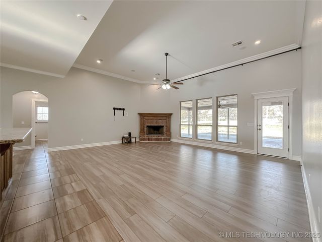 6133 E Engelmann Street, Claremore, OK 74019