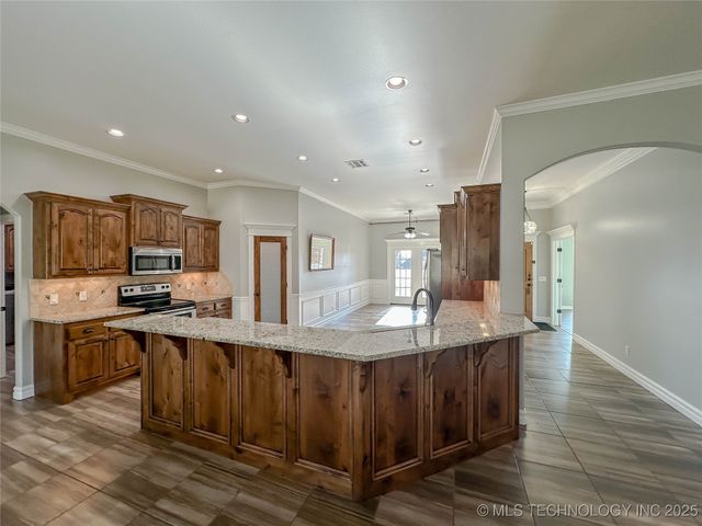 6133 E Engelmann Street, Claremore, OK 74019