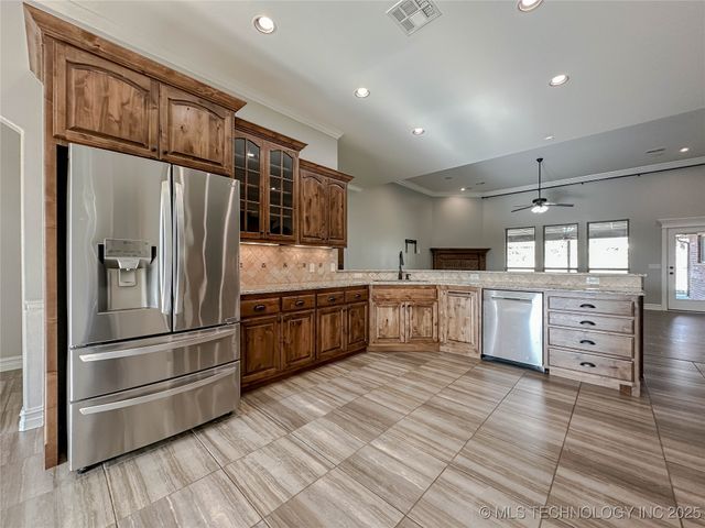 6133 E Engelmann Street, Claremore, OK 74019