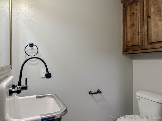 6133 E Engelmann Street, Claremore, OK 74019