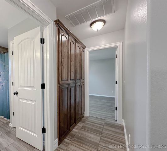 6133 E Engelmann Street, Claremore, OK 74019