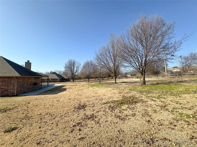 6133 E Engelmann Street, Claremore, OK 74019