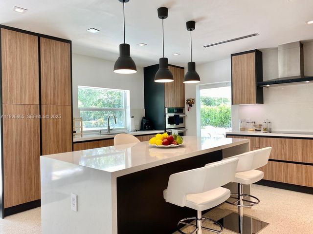 9121 SW 85th St 2, Miami, FL 33173