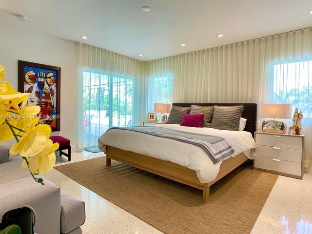 9121 SW 85th St 2, Miami, FL 33173