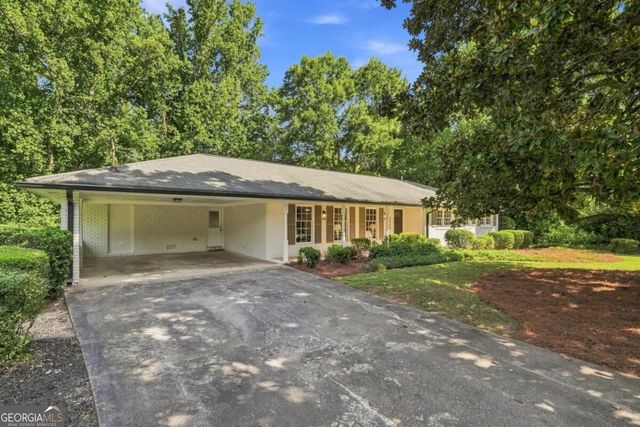 3938 Briarglen Court, Atlanta, GA 30340
