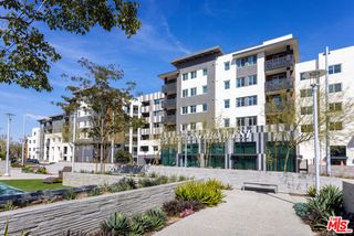 11950 Erwin Street Street 404, North Hollywood (los Angeles), CA 91606