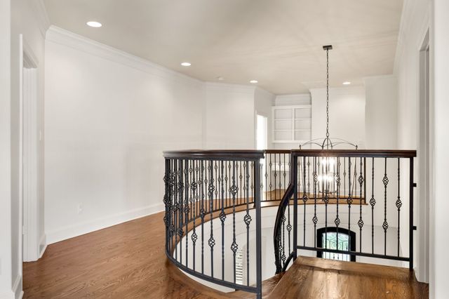 2728 Milton Avenue, University Park, TX 75205