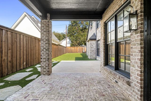 2728 Milton Avenue, University Park, TX 75205