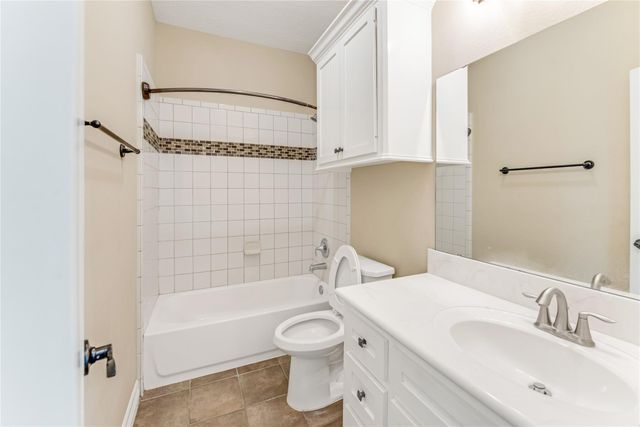 12803 Pine Woods Street, Tomball, TX 77375