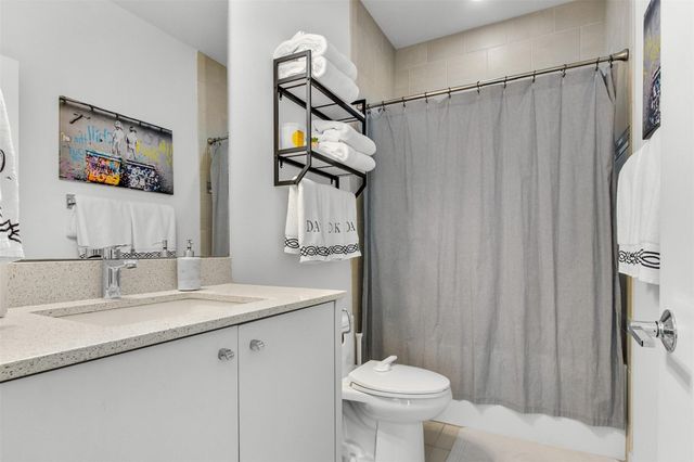 5957 Ross Avenue A, Dallas, TX 75206