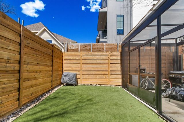 5957 Ross Avenue A, Dallas, TX 75206