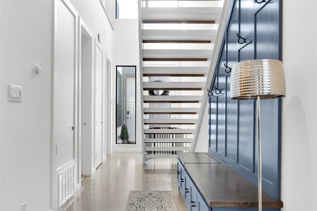 5957 Ross Avenue A, Dallas, TX 75206