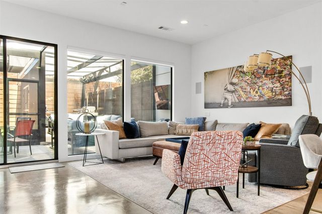 5957 Ross Avenue A, Dallas, TX 75206