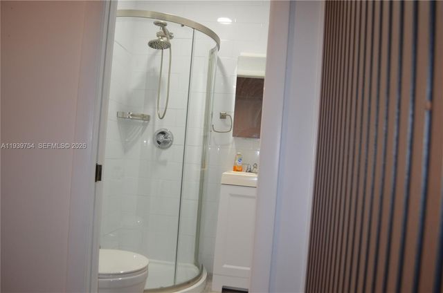 7311 NW 12th St 20, Miami, FL 33126