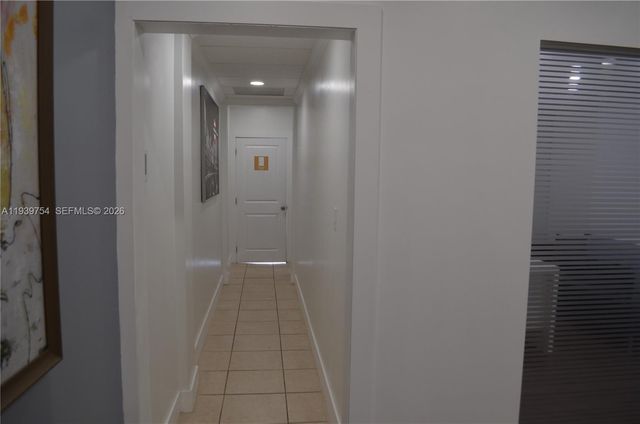 7311 NW 12th St 20, Miami, FL 33126