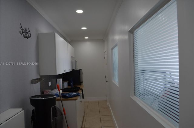 7311 NW 12th St 20, Miami, FL 33126