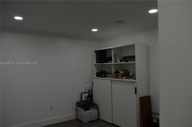 7311 NW 12th St 20, Miami, FL 33126