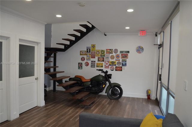 7311 NW 12th St 20, Miami, FL 33126