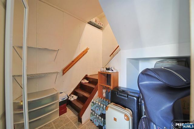 33 Markham Circle 91, Englewood, NJ 07631