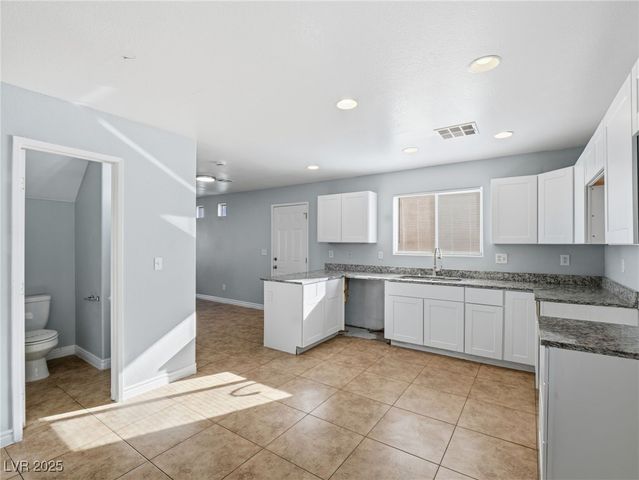 2281 Hidden View Street, Las Vegas, NV 89156
