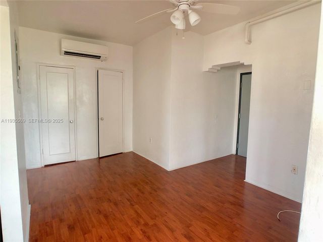 901 Collins Ave 301, Miami Beach, FL 33139