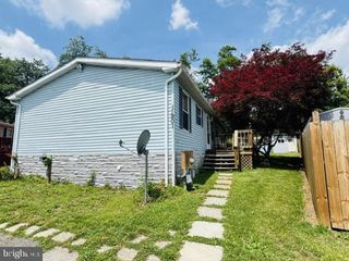 11901 HEATHER DR, Hagerstown, MD 21740
