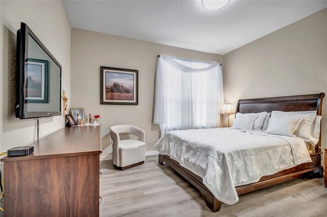 9834 LAKE CHASE ISLAND WAY 9834, Tampa, FL 33626